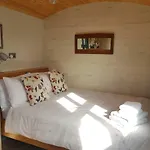 Dingle Way Glamping 招待所 安纳斯考尔