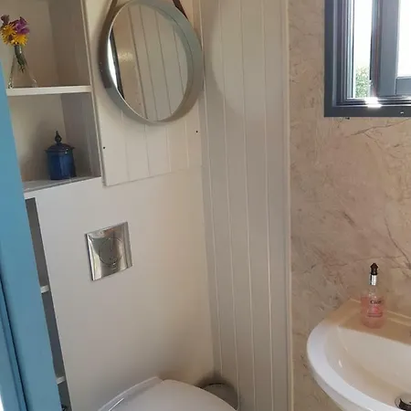 Dingle Way Glamping Anascaul