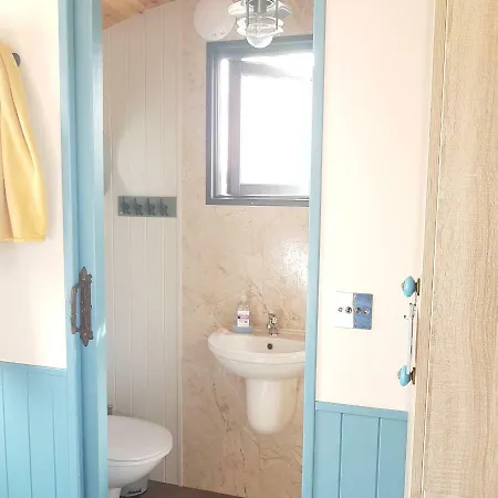 Dingle Way Glamping * 安纳斯考尔