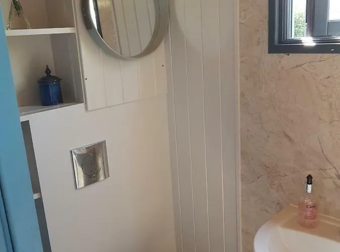 Dingle Way Glamping Anascaul